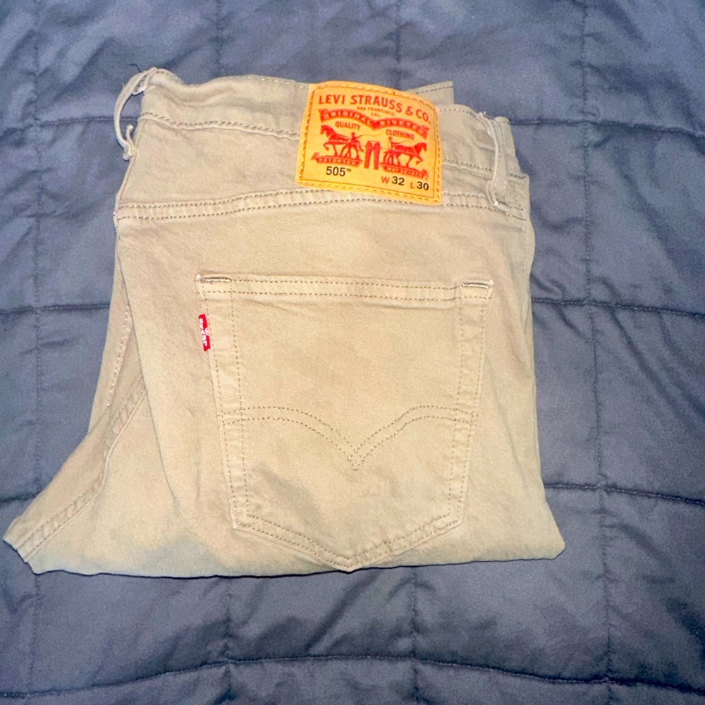 Levi khakis